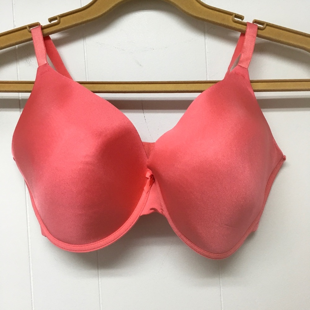 Secret Treasures Bra Coral 42DD Smooth Wirefree